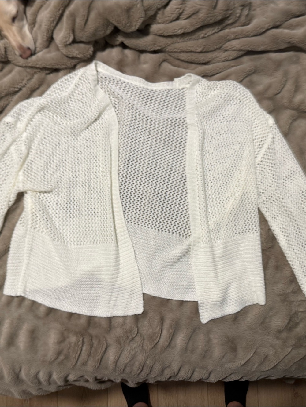 White Open-Knit Cardigan – Size Large